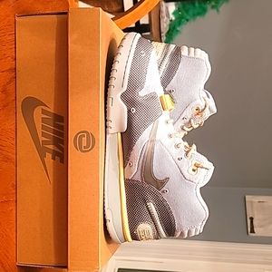 Travis Scott Nike Air Trainer 1